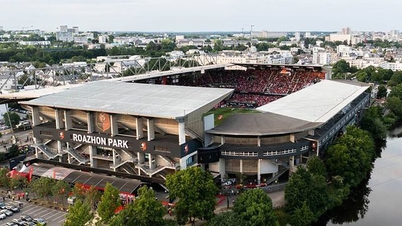 Hình ảnh bên ngoài của Stade Rennais