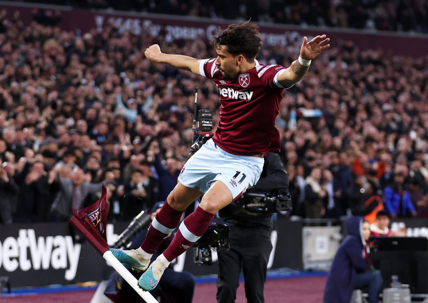 Lucas Paquetá trong màu áo West Ham United